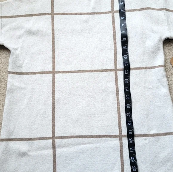NWT Christian Siriano Cream and Brown Grid Sweater - Size S - Picture 3 of 8